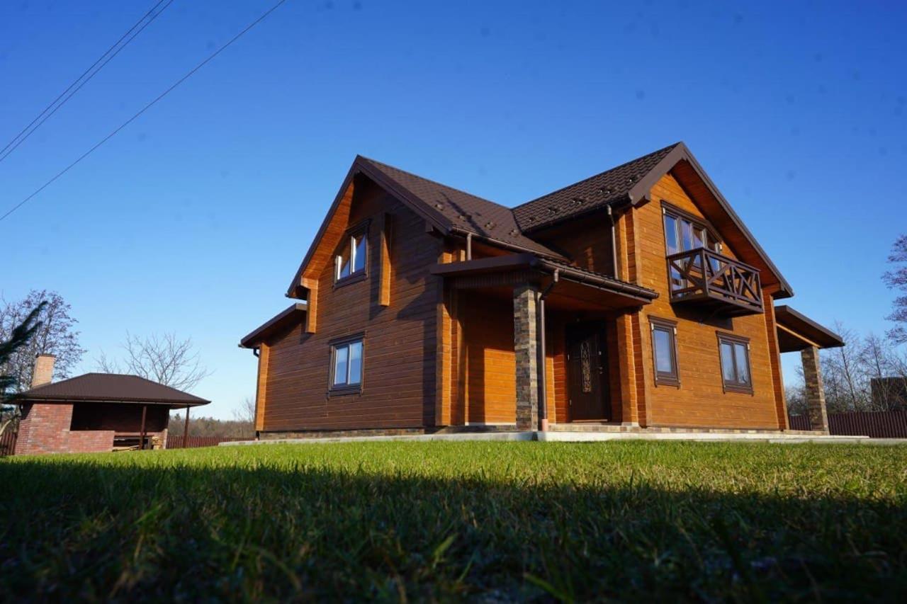 Villa Family House Truskavets Modrychi Esterno foto